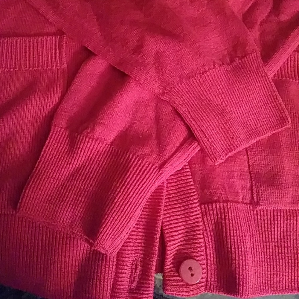 Cardigan - Picture 2 of 4